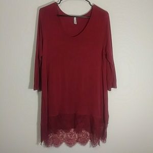 Vanity Tops - Long tunic shirt with quarter lenght sleeves Vanity Tops - Long tunic shirt with quarter lenght sleeves